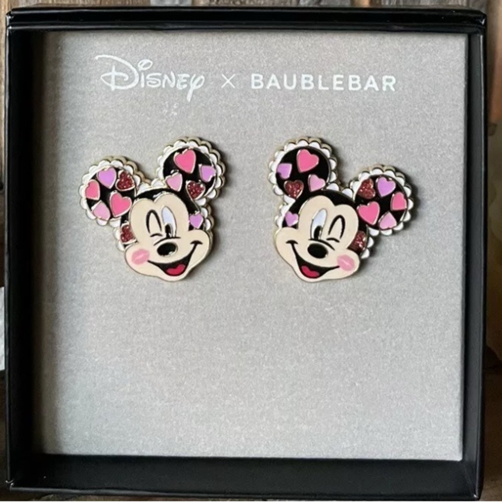 Disney x BaubleBar Mickey Mouse Earrings Valentines 💘